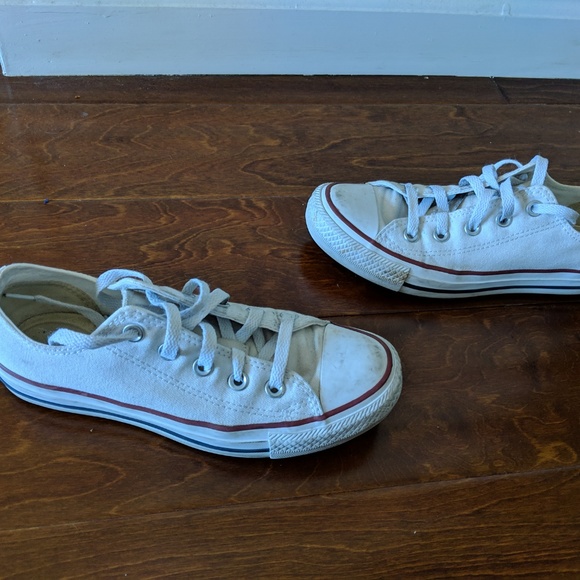 Converse shoes - Picture 2 of 3